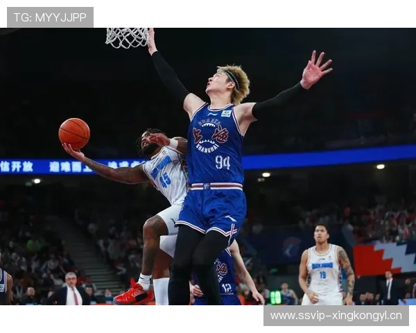 NBA-深度看点：文汇视讯｜前NBA球星现场助阵，CBA半决赛京沪大战点燃申城